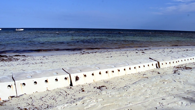 Sandsaver rebuilding Indian Ocean Beach